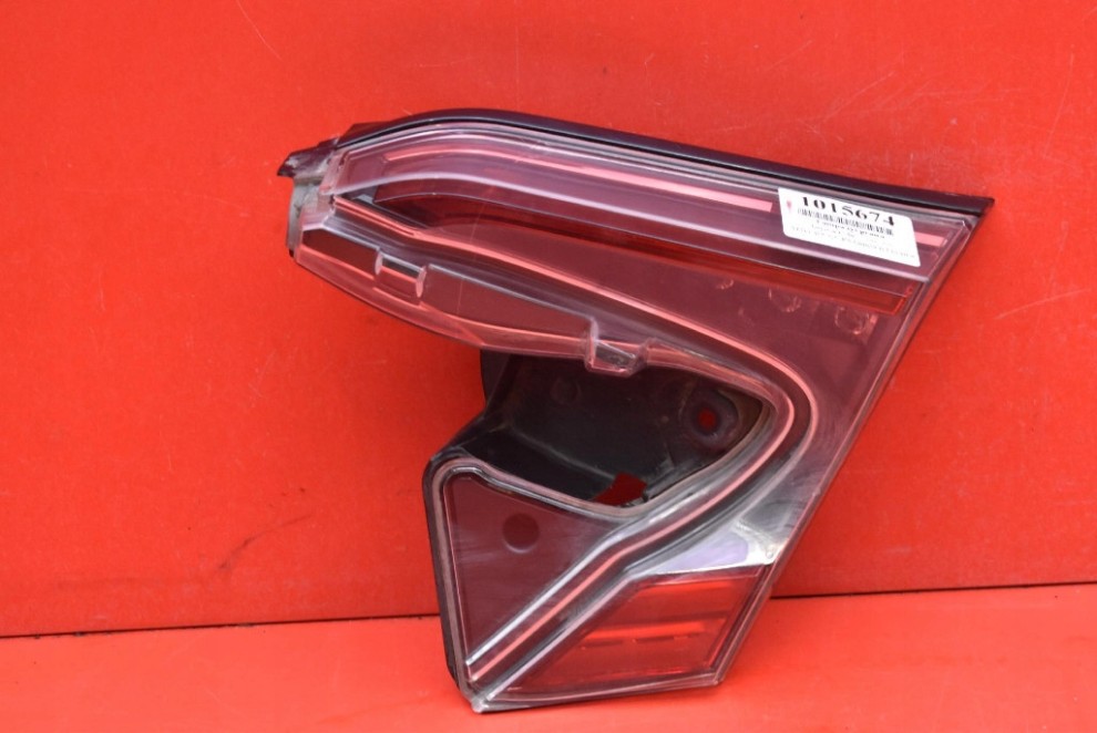 TOYOTA C-HR 1 I 16-20 PRAWA TYLNA LAMPA LED KLAPA ORYGINAŁ 81580-F4020-00