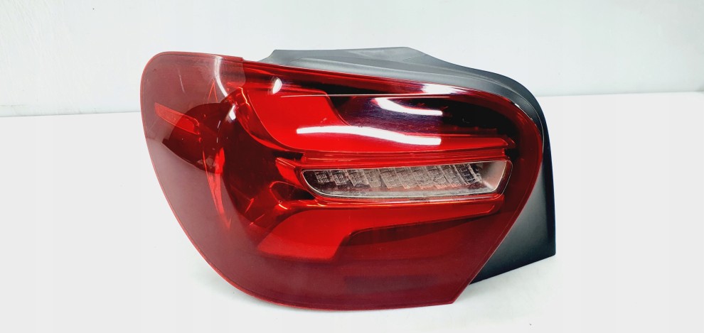 MERCEDES A-KLASA W176 LIFT LAMPA TYLNA LEWA LED ORYGINAŁ A1769065300